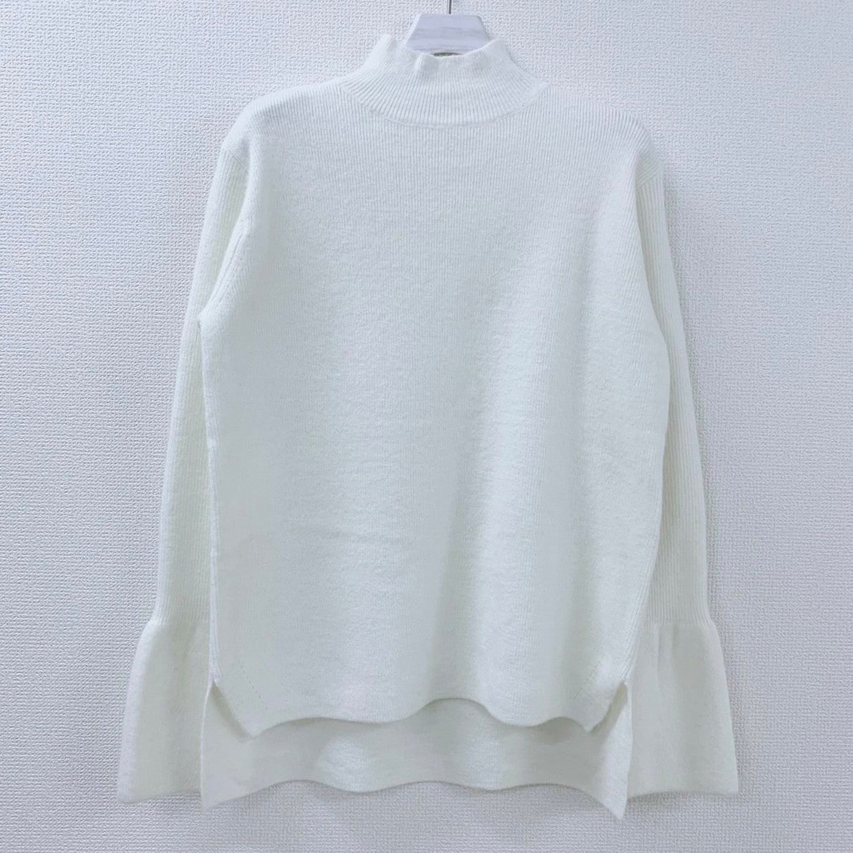 高領泡泡袖針織上衣