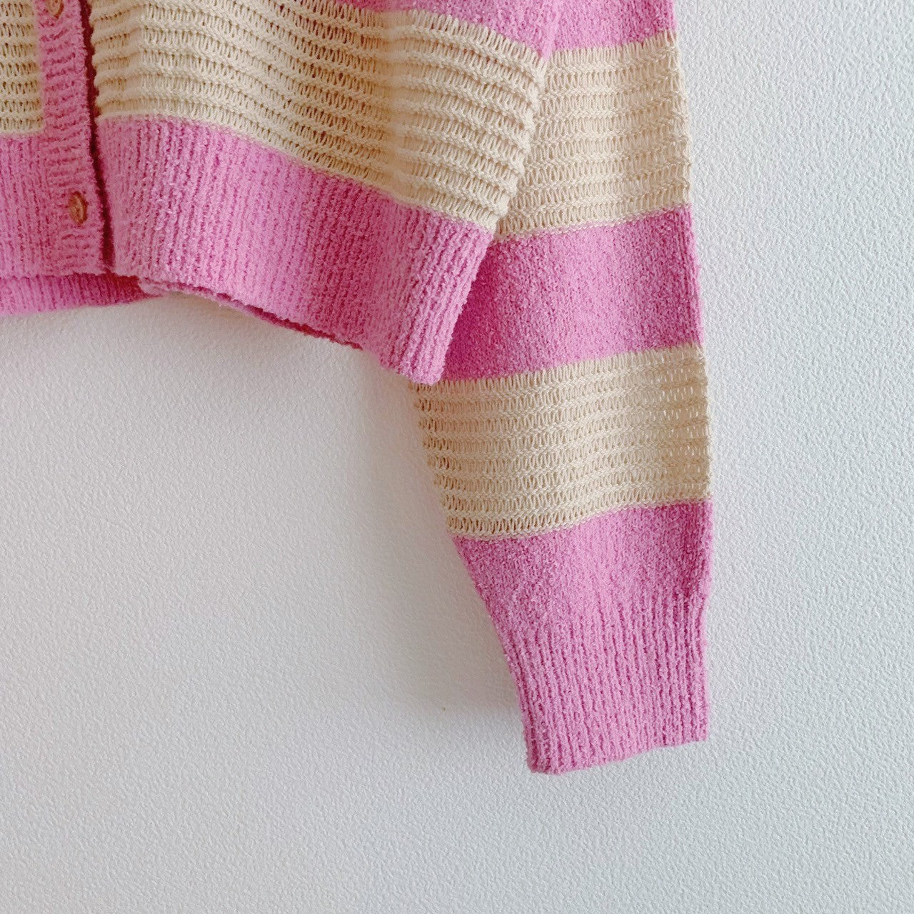 WIDE STRIPE KNIT CARDIGAN