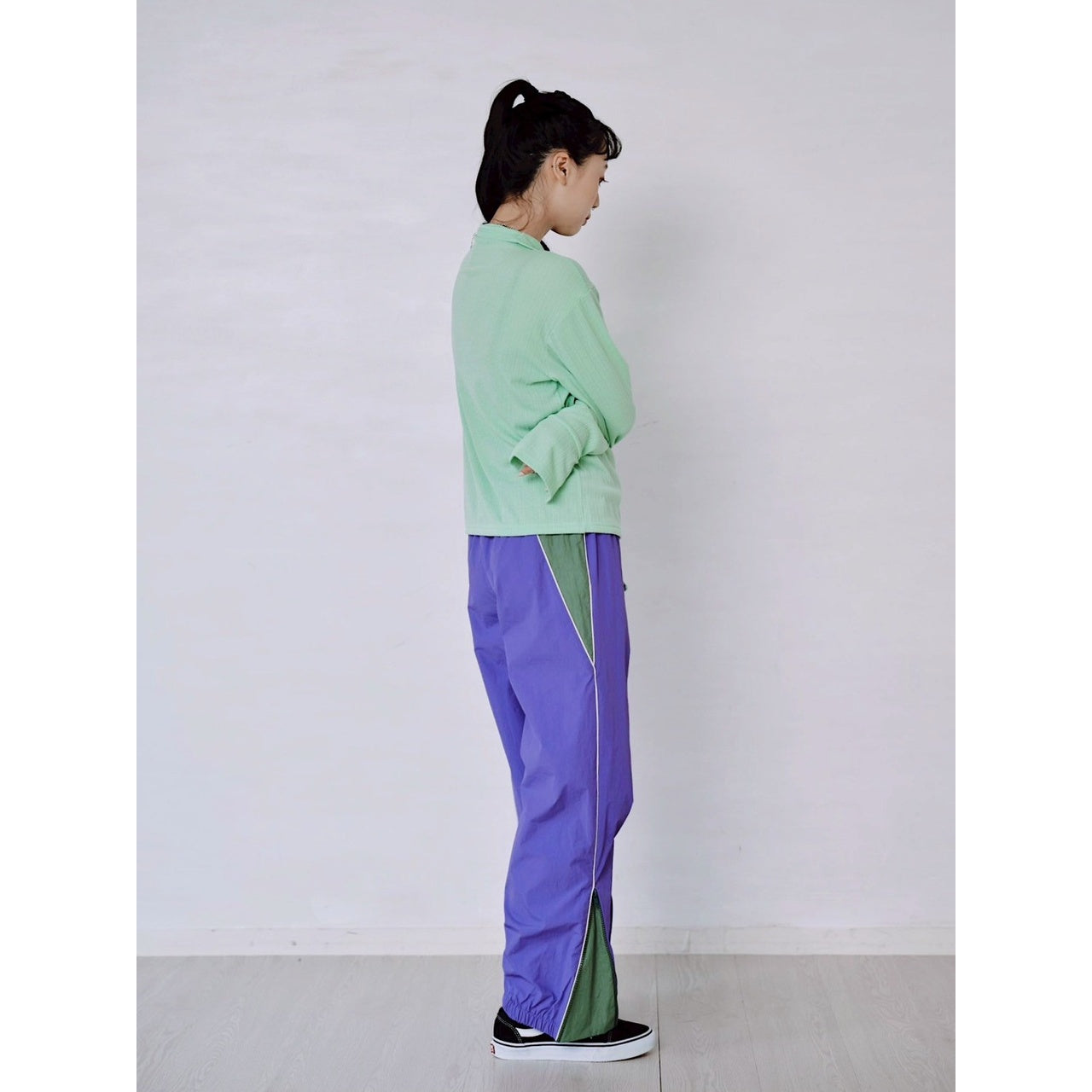 【PRE-ORDER】RIB HIGH NECK DRAWSTRING SHIRT