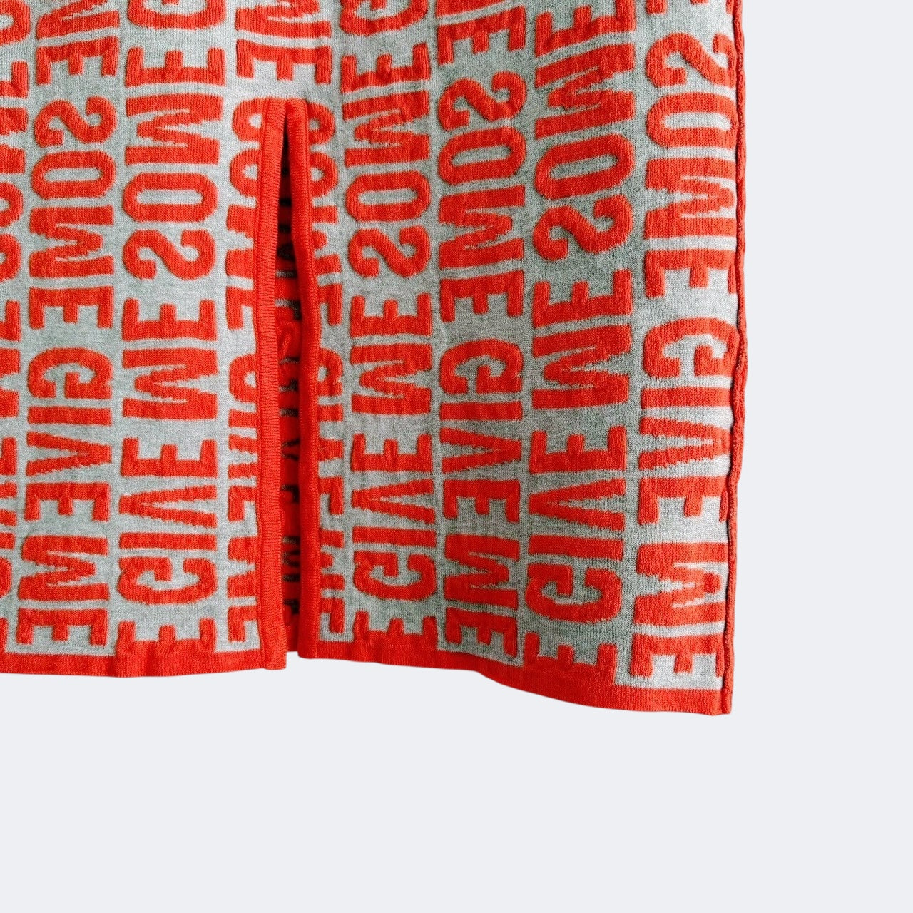 【PRE-ORDER】REVERSIBLE LOGO JACQUARD SKIRT