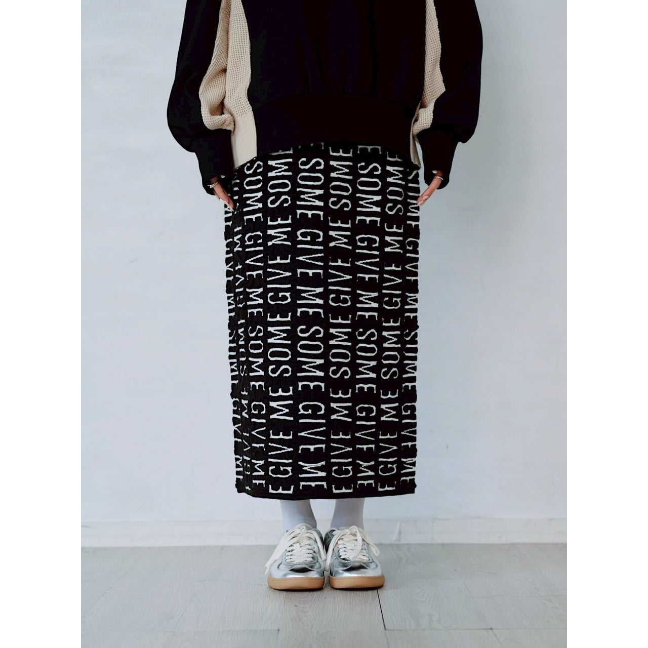 【PRE-ORDER】REVERSIBLE LOGO JACQUARD SKIRT
