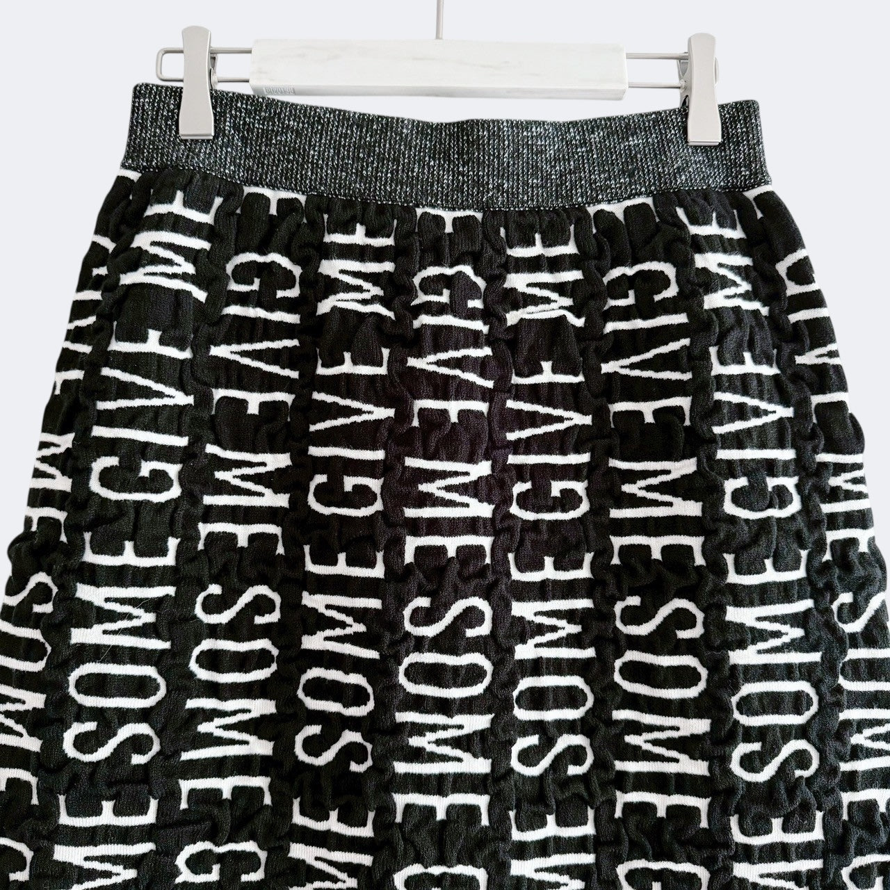 【PRE-ORDER】REVERSIBLE LOGO JACQUARD SKIRT