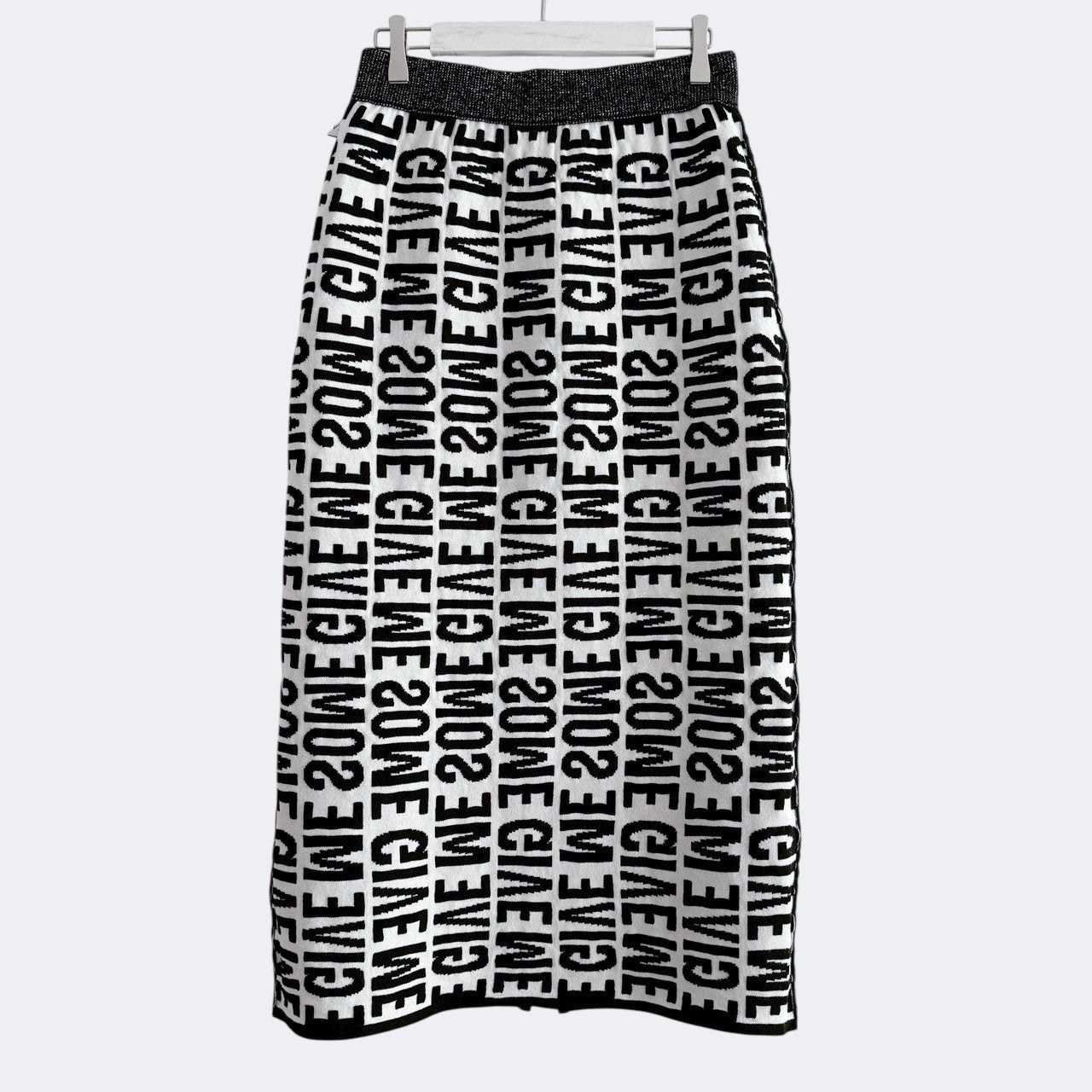 【PRE-ORDER】REVERSIBLE LOGO JACQUARD SKIRT