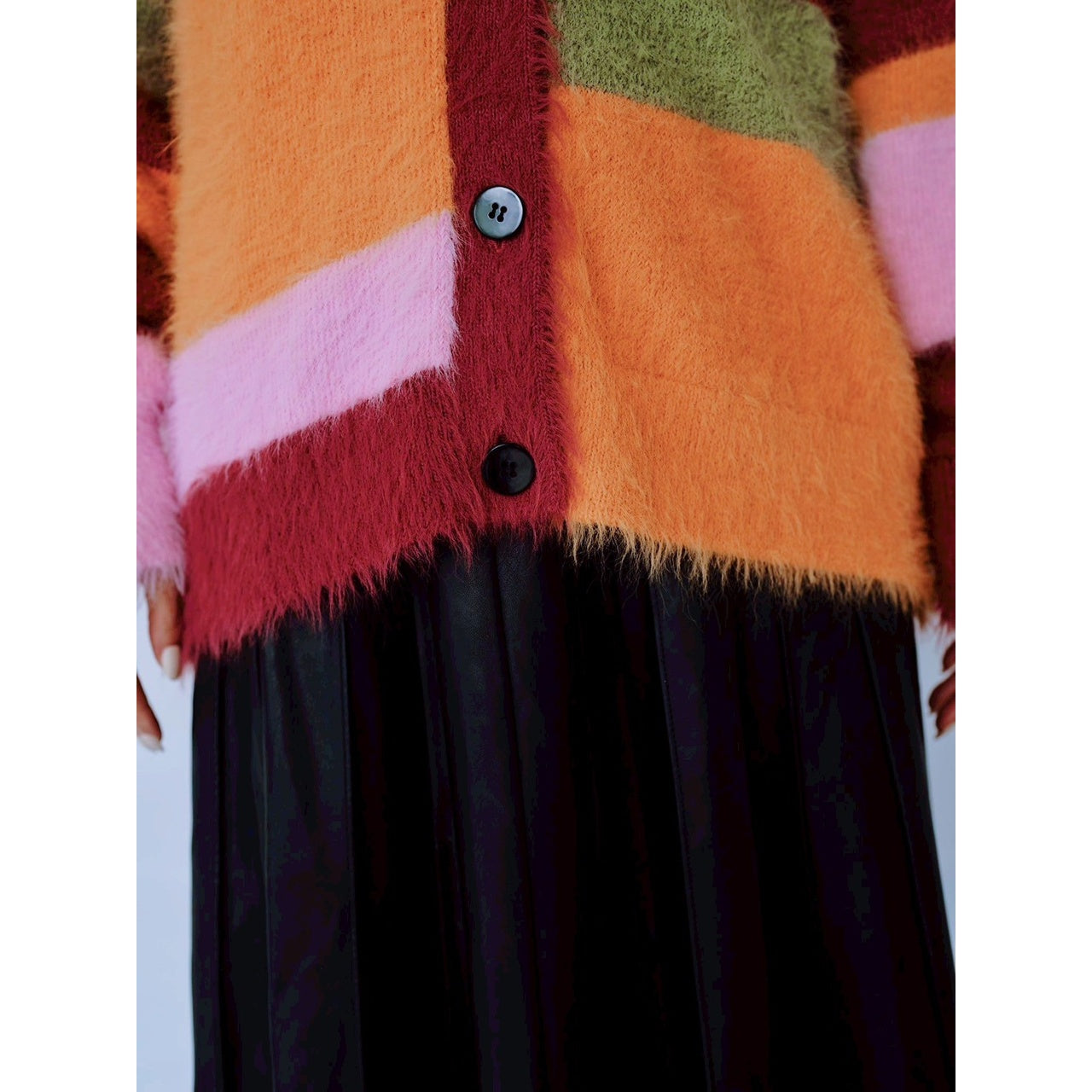 【PRE-ORDER】MULTI COLOR SHAGGY KNIT CARDIGAN