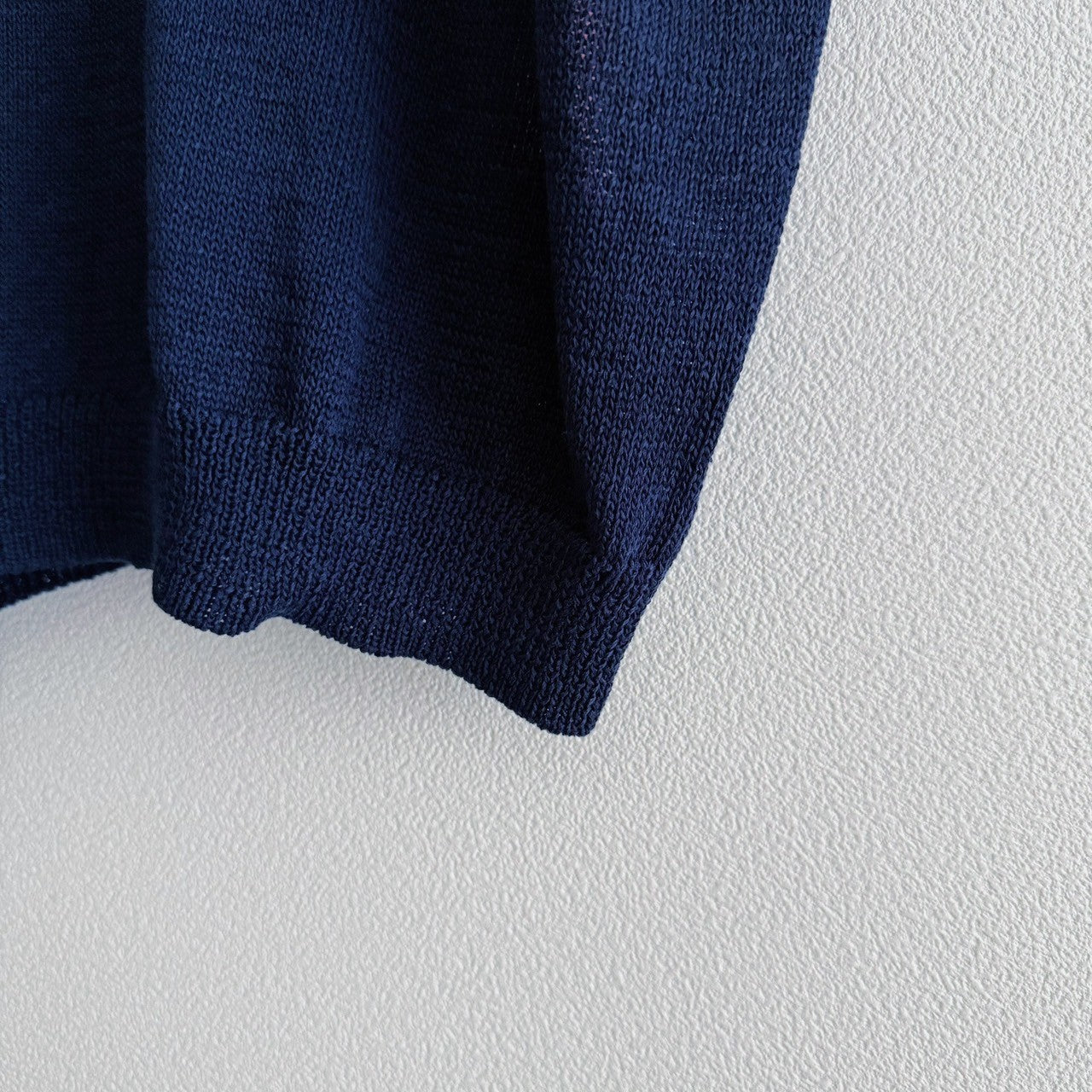 PUDDLE PATTERN KNIT TOP