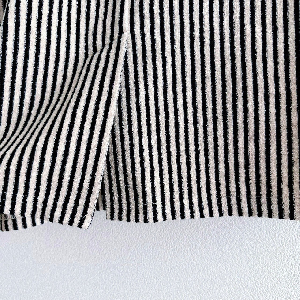 STRIPE PATTERN PILE SHIRT