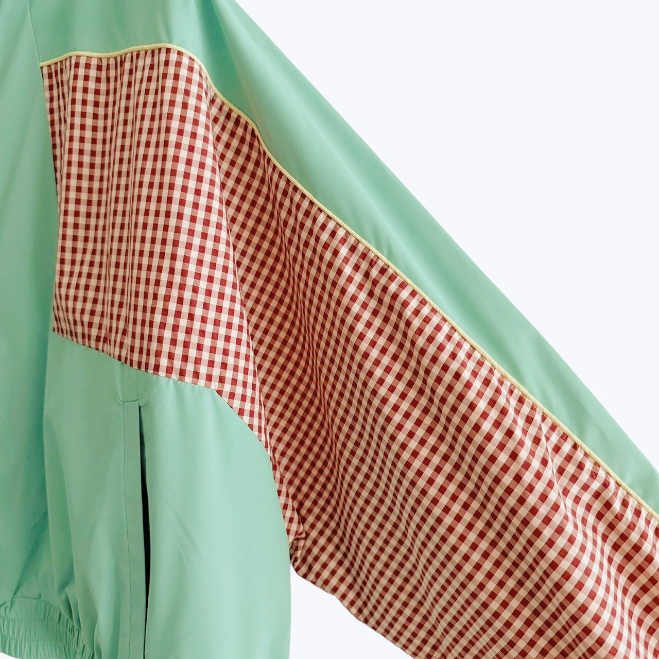 【PRE-ORDER】PANELED CHECK TRACK JACKET