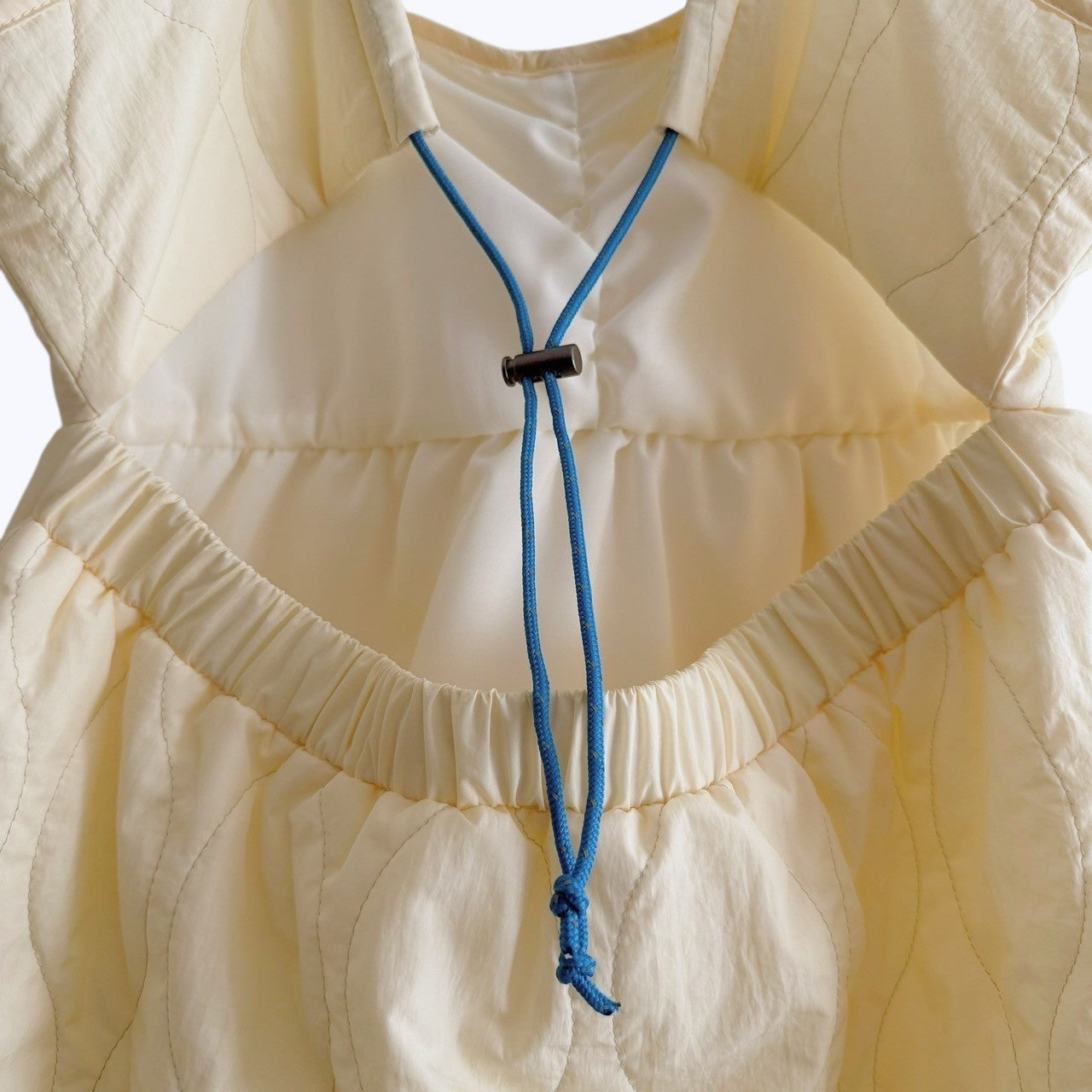 【ONLINE EXCLUSIVE】LIGHT QUILTED CAMISOLE TOP