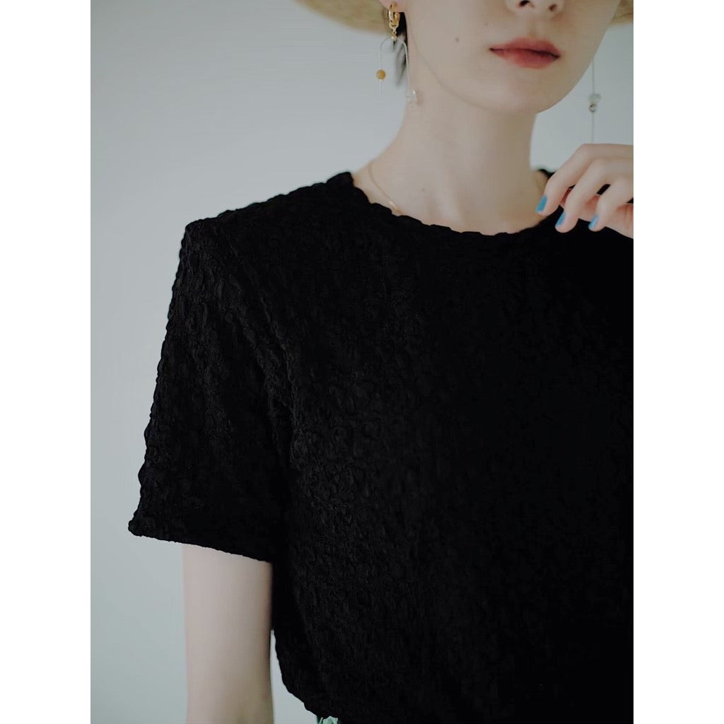 SHEER HALF SLEEVE TOP