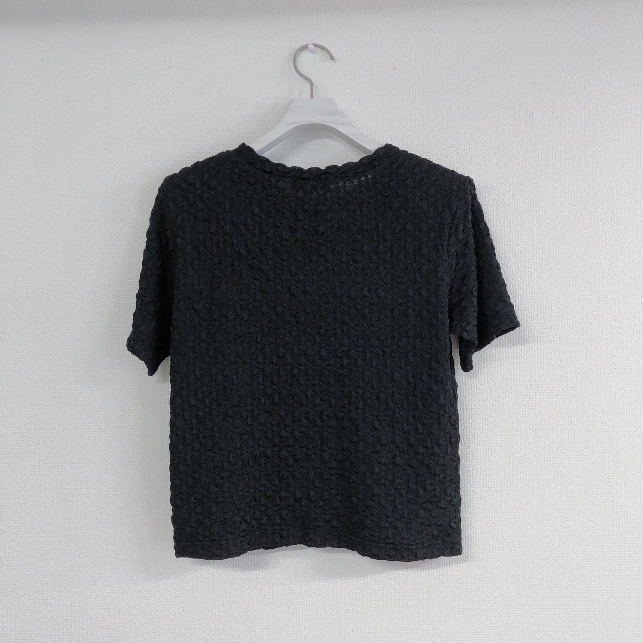 SHEER HALF SLEEVE TOP