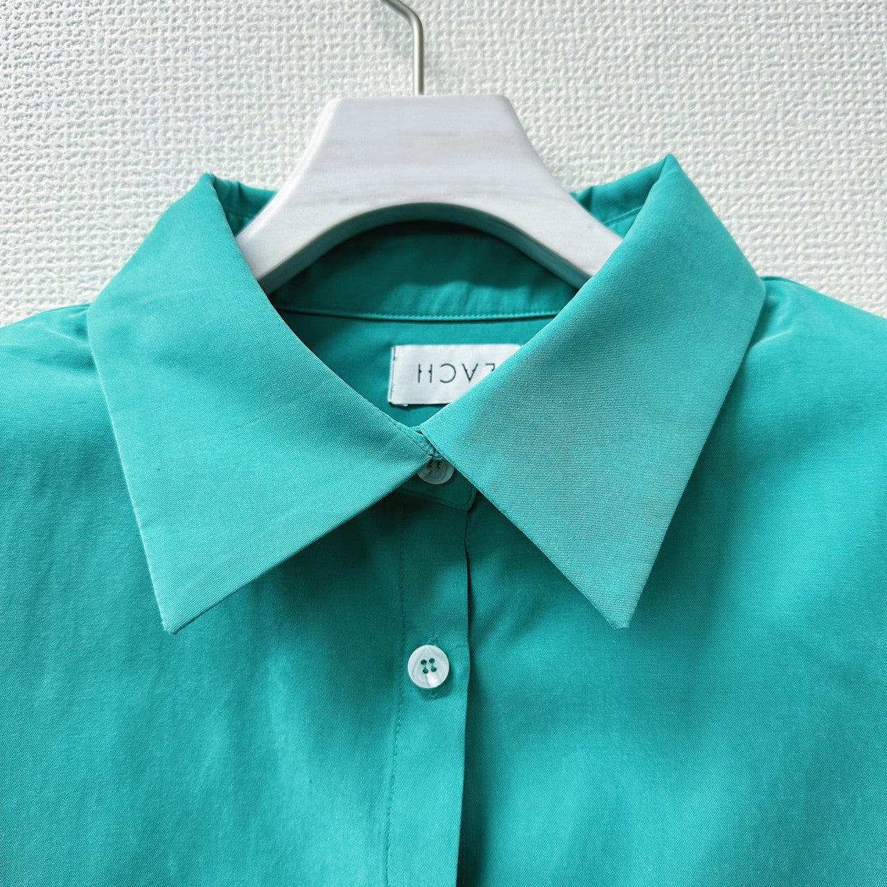 FLARE YOKE SHIRT