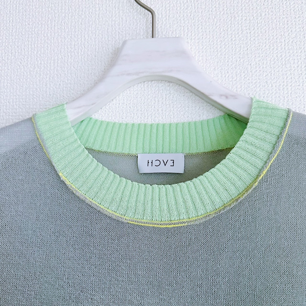 COLOR LINKING KNIT TOP