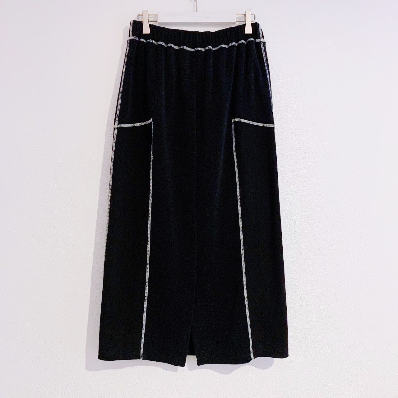 CONTRAST STITCH PILE FABRIC SKIRT