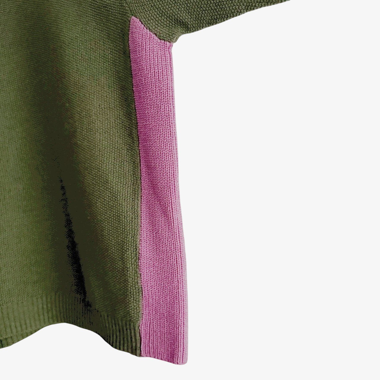 【PRE-ORDER】CONTRAST PANEL KNIT TOP