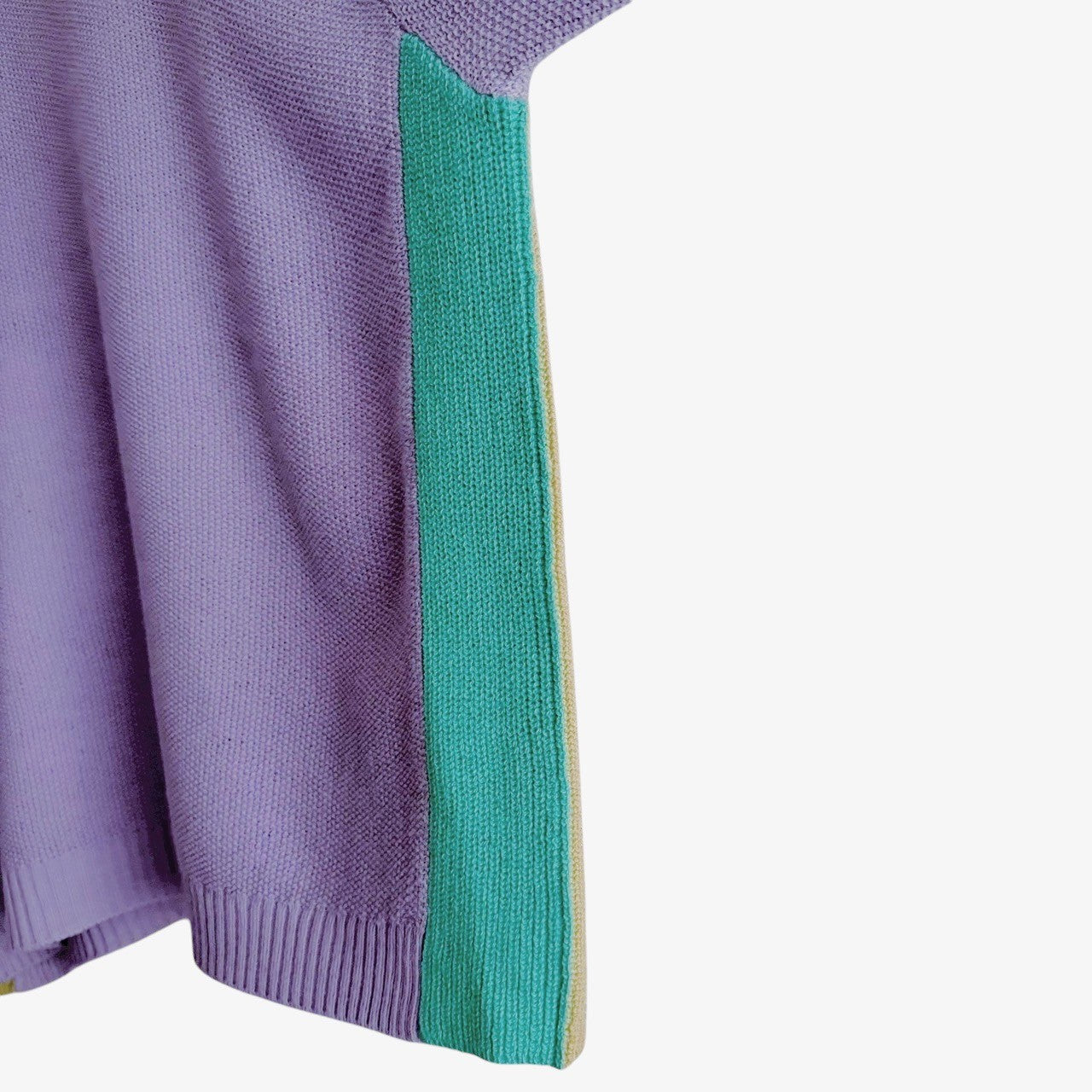 【PRE-ORDER】CONTRAST PANEL KNIT TOP