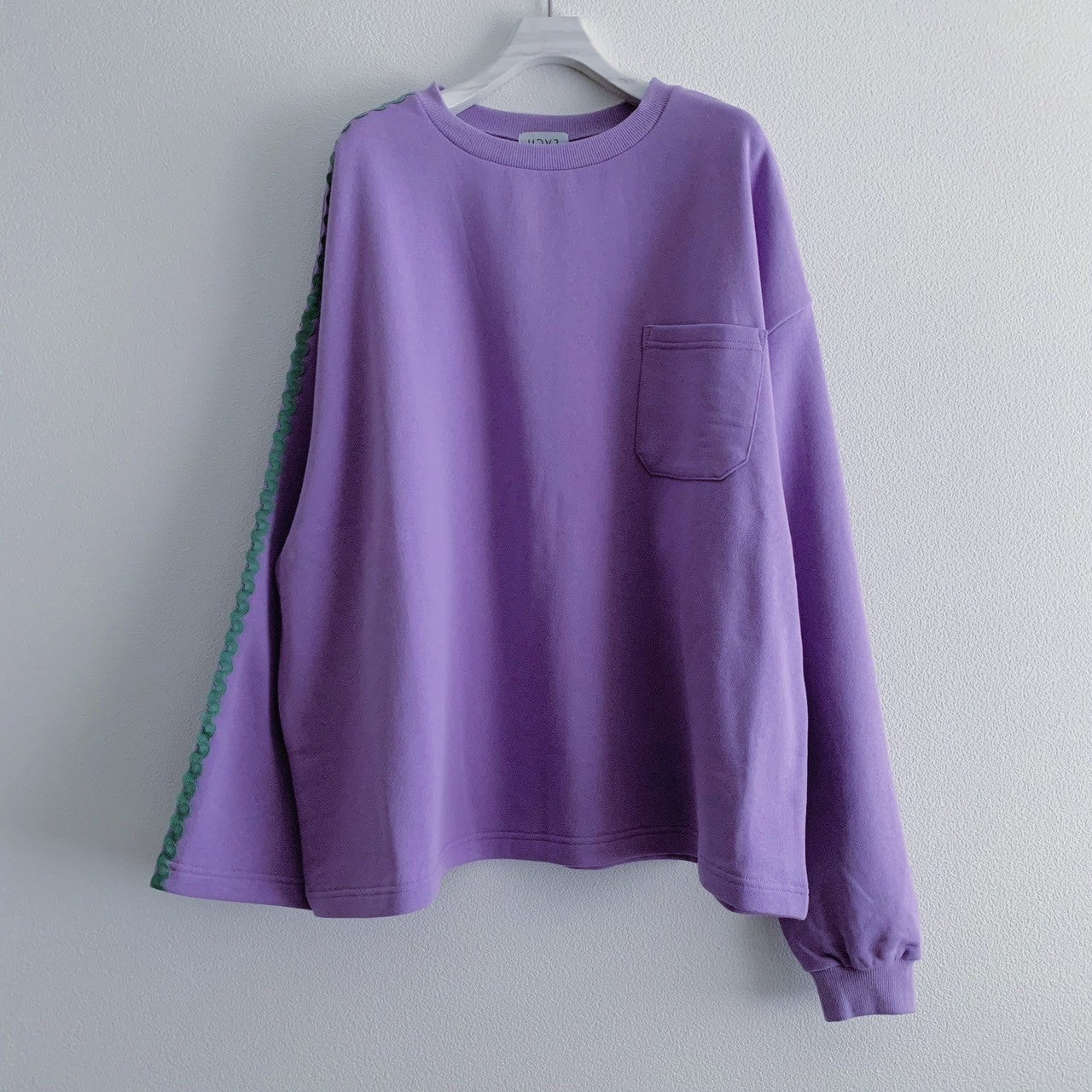 RICK RACK TAPE LS SWEATSHIRT