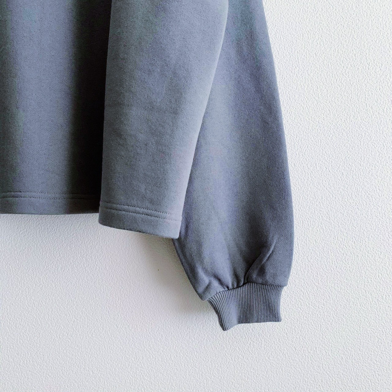 RICK RACK TAPE LS SWEATSHIRT