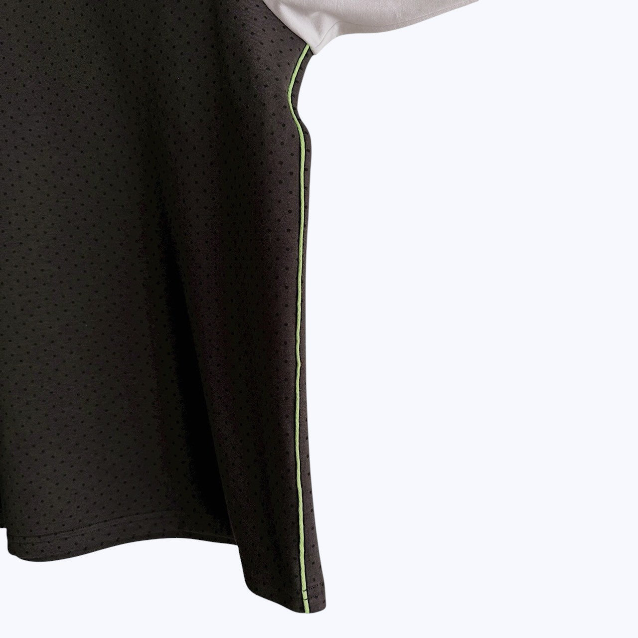 【PRE-ORDER】DOT RAGLAN TOP