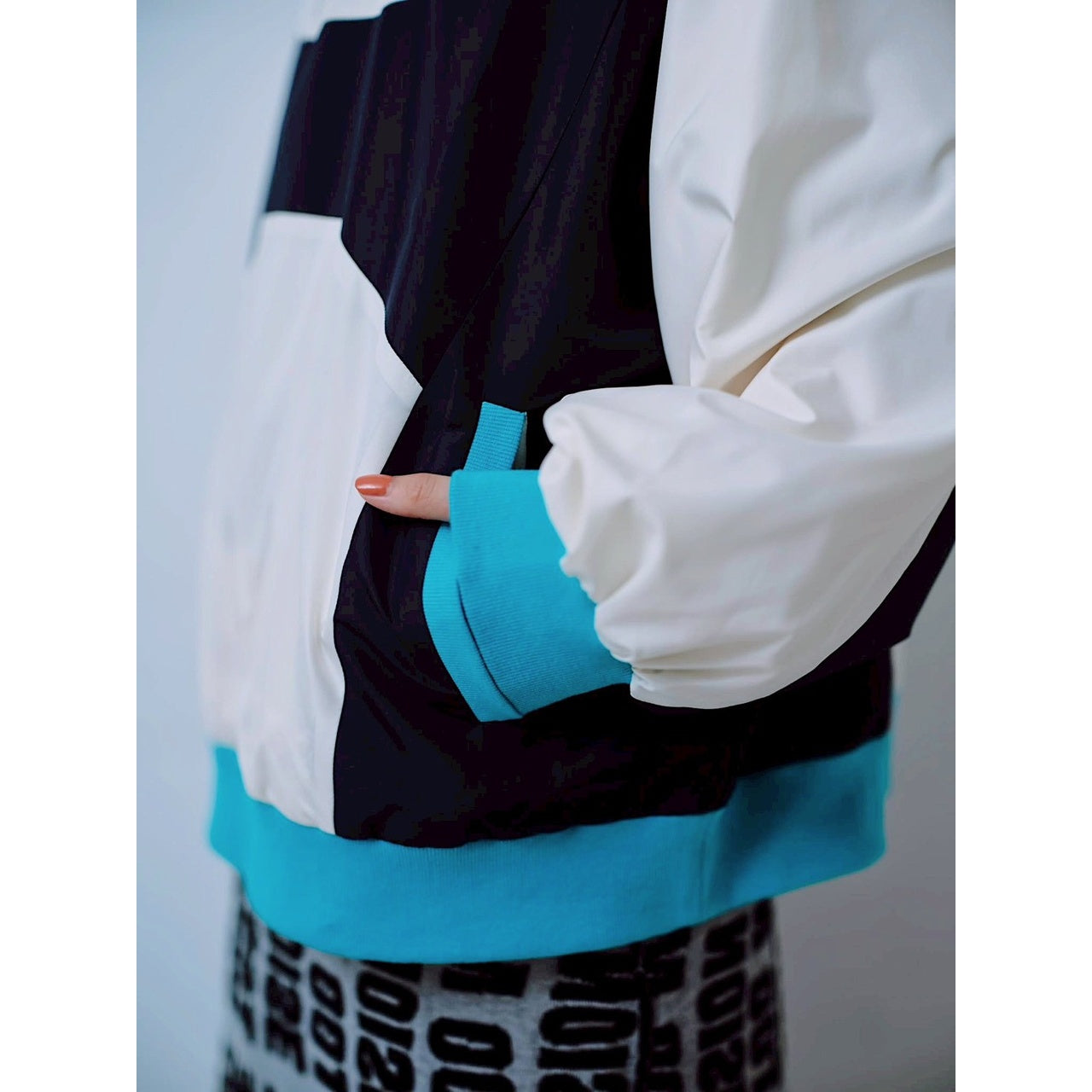 【PRE-ORDER】HALF ZIP TRACK JACKET