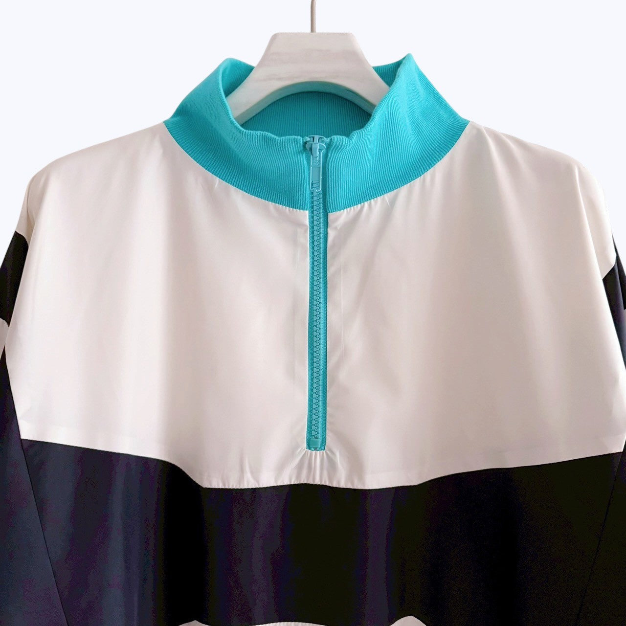 【PRE-ORDER】HALF ZIP TRACK JACKET