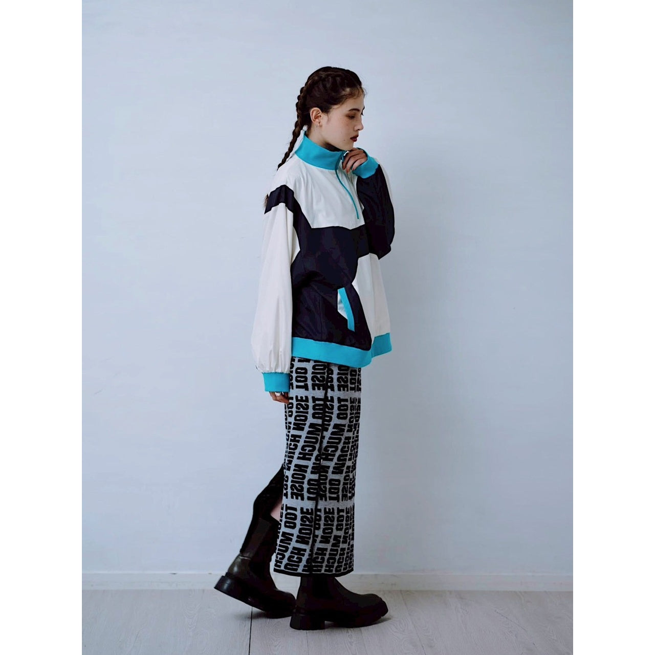 【PRE-ORDER】HALF ZIP TRACK JACKET