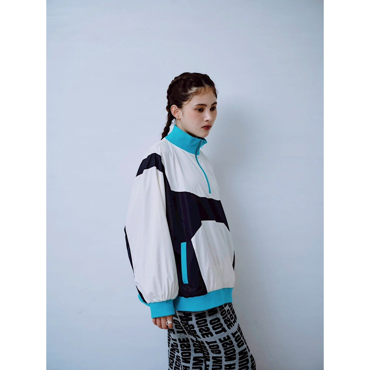 【PRE-ORDER】HALF ZIP TRACK JACKET