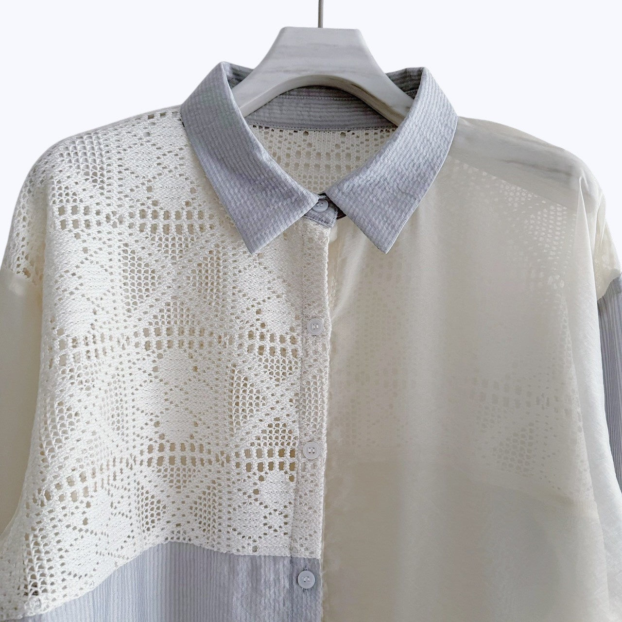 【PRE-ORDER】LACE PANEL SHIRT