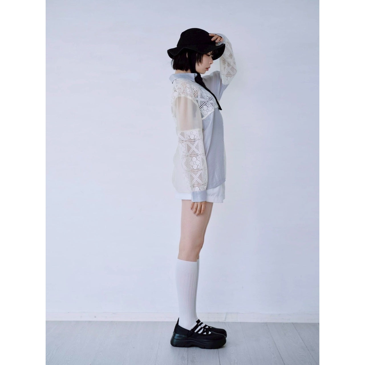 【PRE-ORDER】LACE PANEL SHIRT