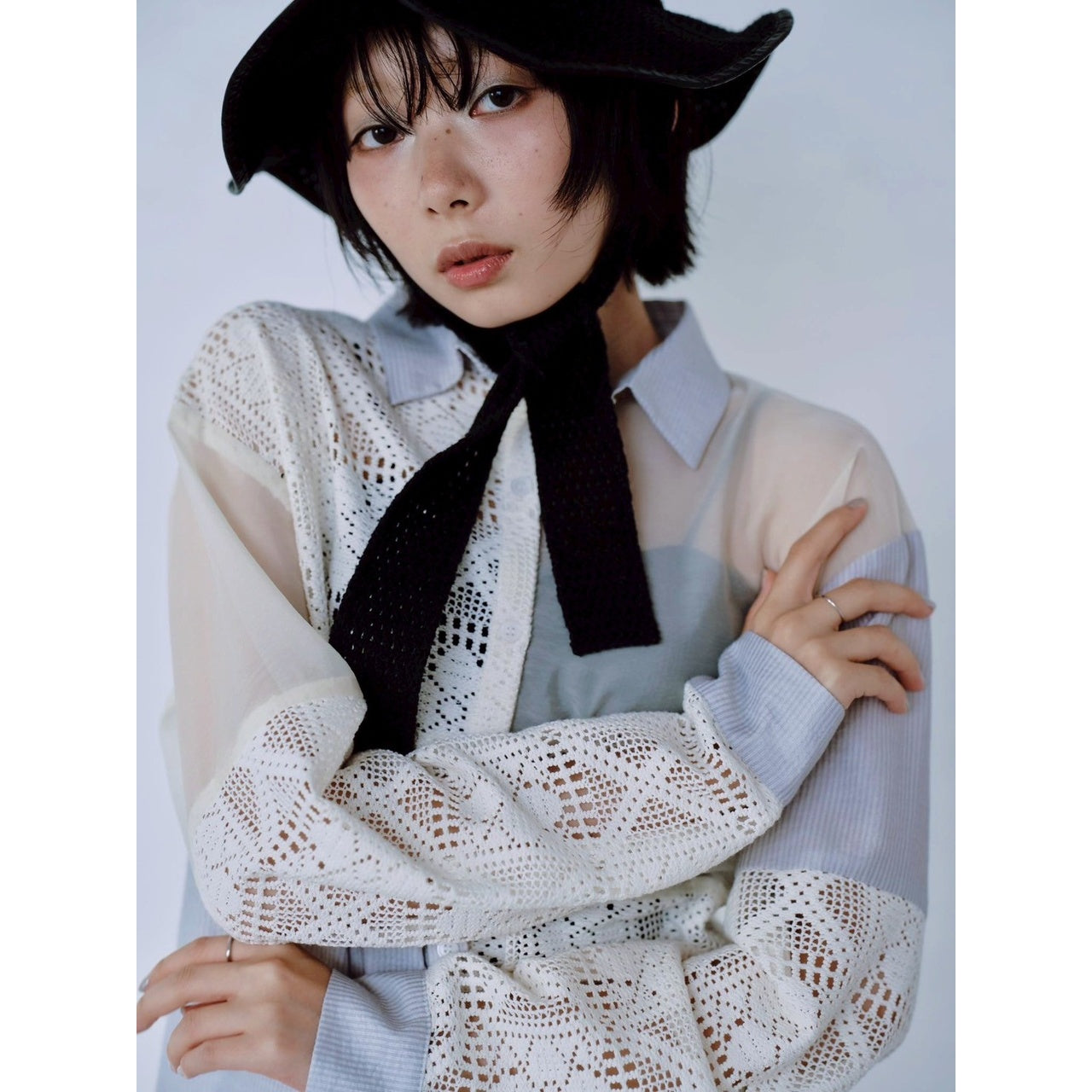 【PRE-ORDER】LACE PANEL SHIRT