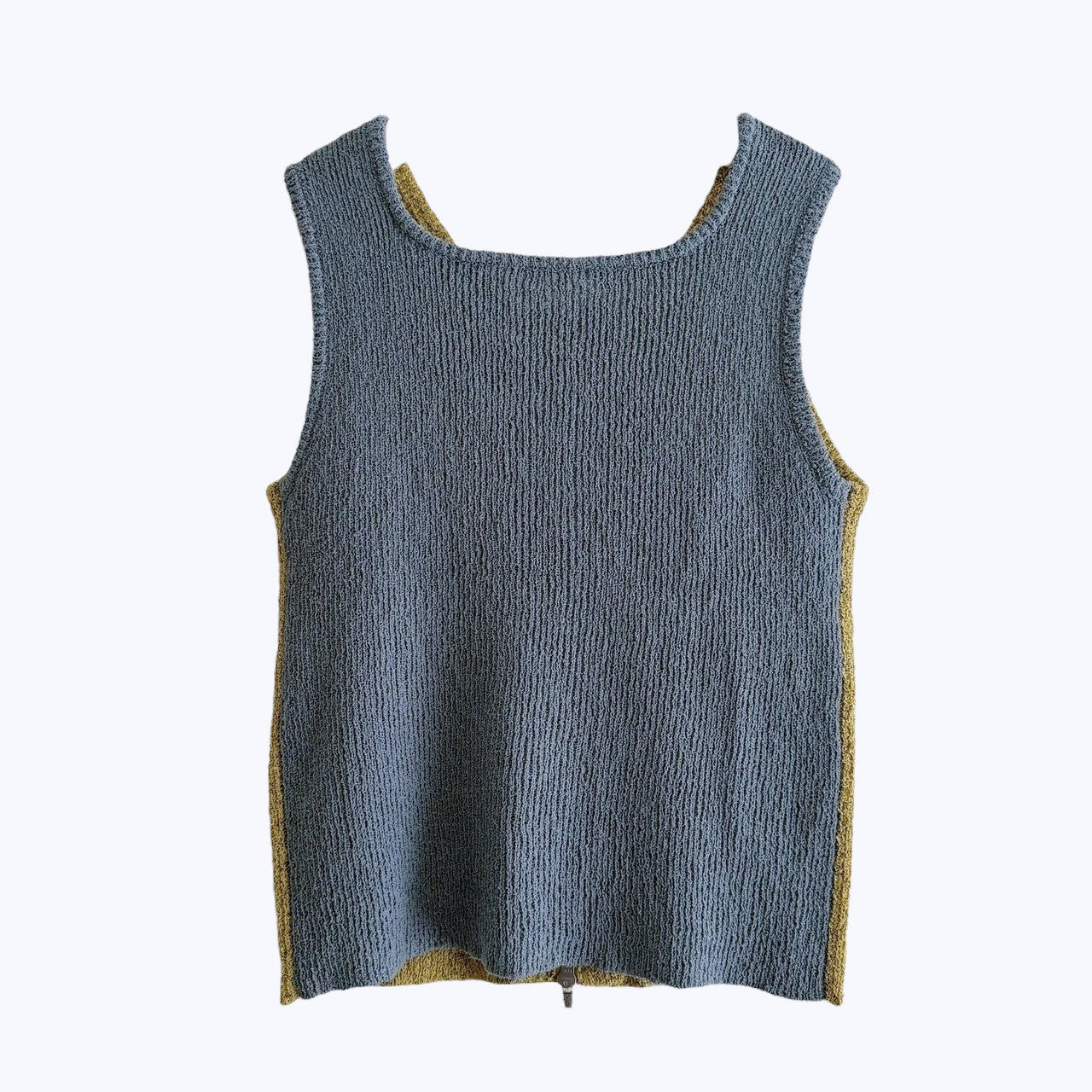 【PRE-ORDER】DUAL WEAR ZIP-FRONT KNIT VEST