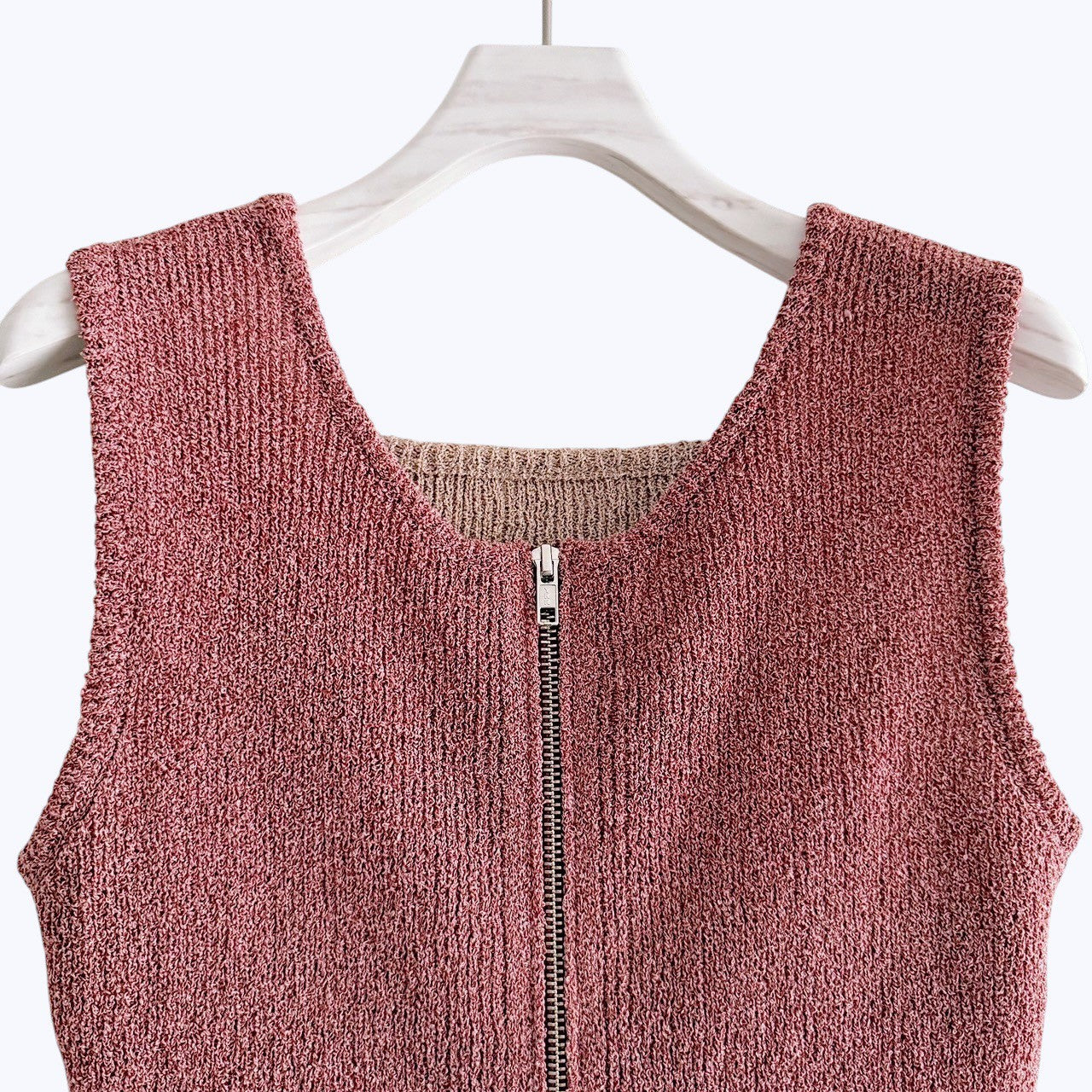 【PRE-ORDER】DUAL WEAR ZIP-FRONT KNIT VEST