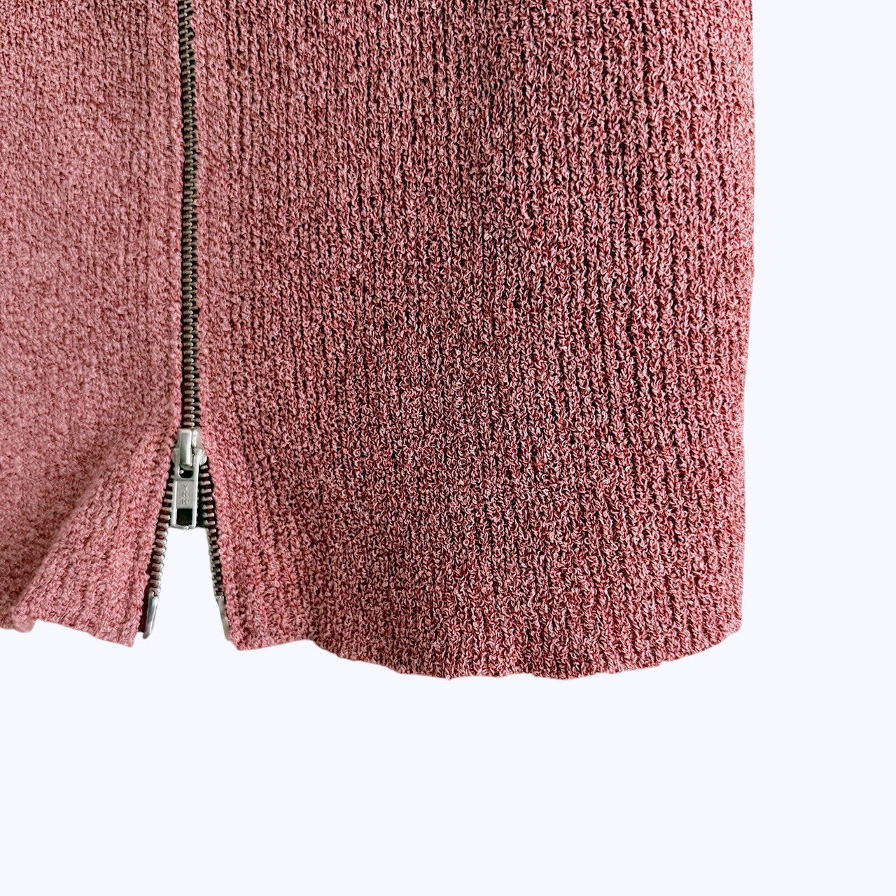 【PRE-ORDER】DUAL WEAR ZIP-FRONT KNIT VEST