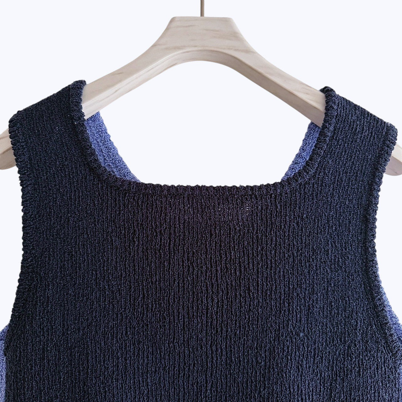 【PRE-ORDER】DUAL WEAR ZIP-FRONT KNIT VEST