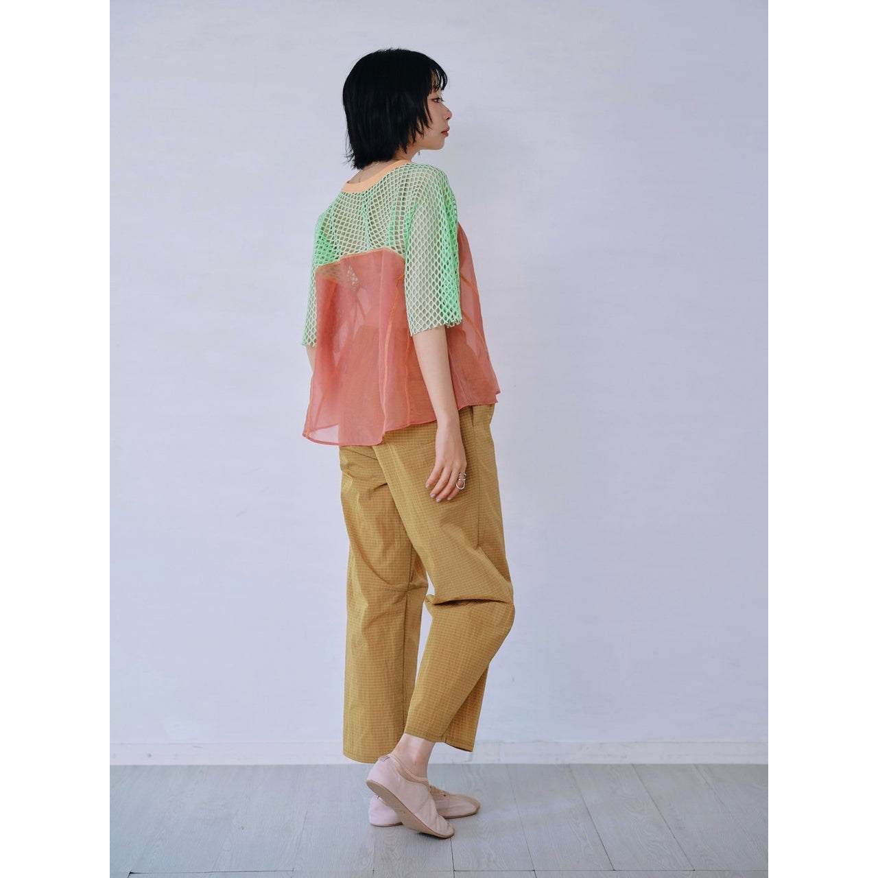 【PRE-ORDER】COLOR BLOCK SHEER MESH TOP