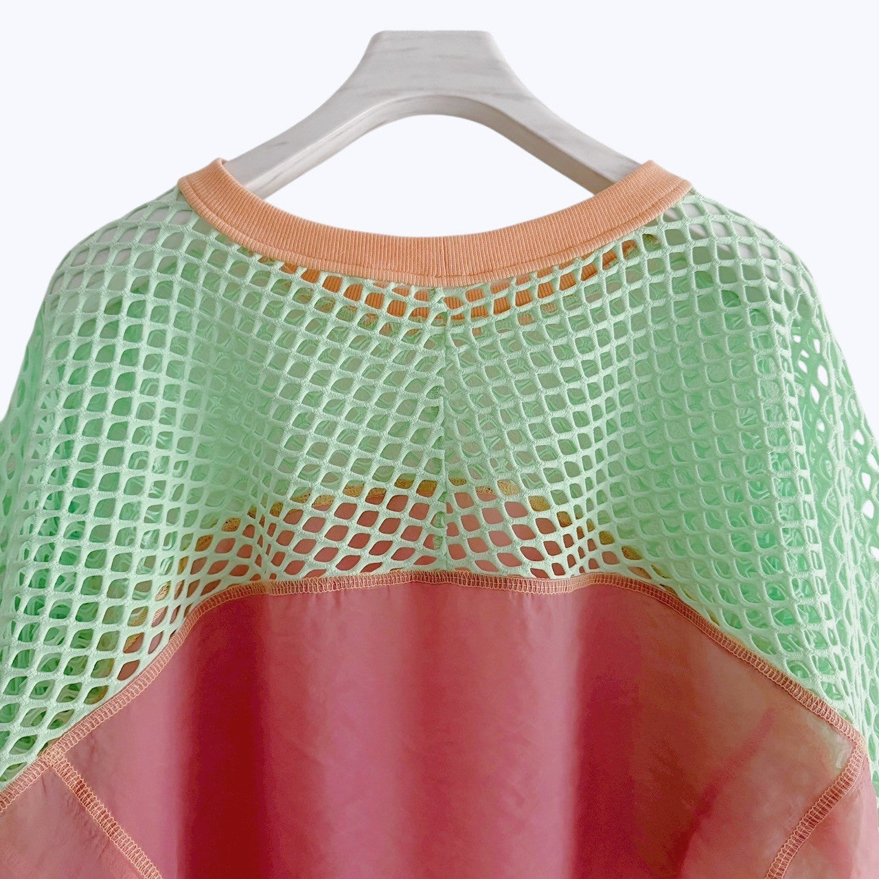 【PRE-ORDER】COLOR BLOCK SHEER MESH TOP