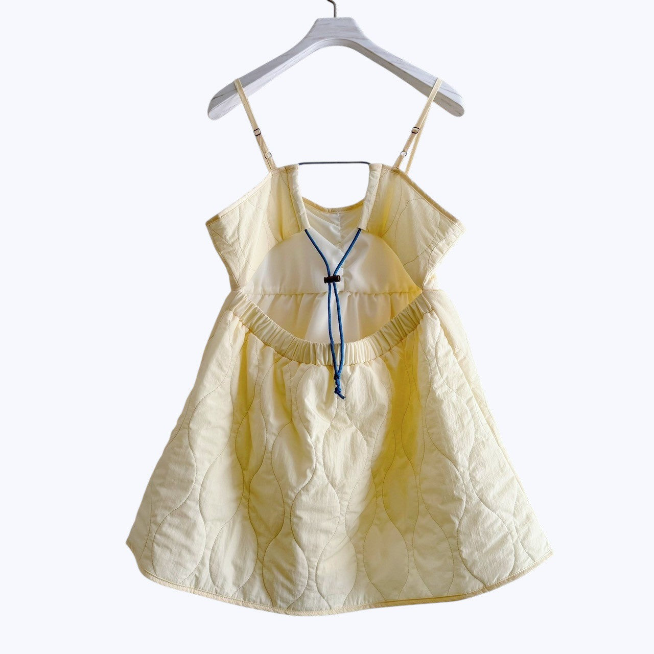 【ONLINE EXCLUSIVE】LIGHT QUILTED CAMISOLE TOP