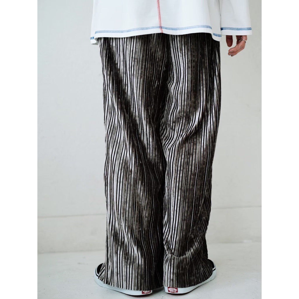 VELOUR PLEATED PANTS