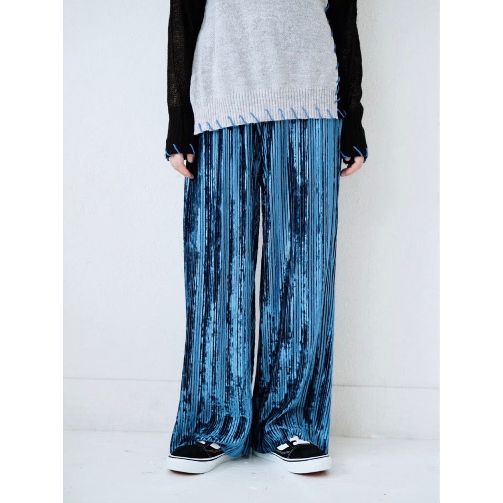 VELOUR PLEATED PANTS