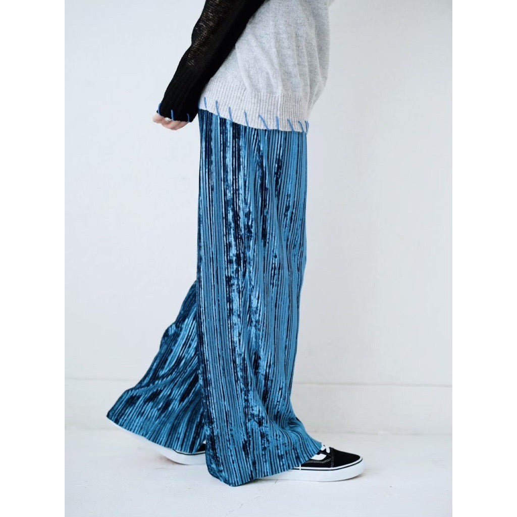 VELOUR PLEATED PANTS