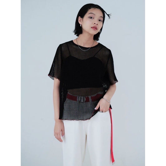 CONTRAST STITCH MESH TOP