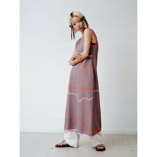WAVE PATTERN KNIT DRESS
